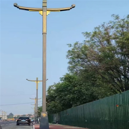 阿拉尔一体化路灯安装