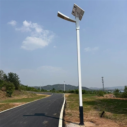 阿拉尔太阳能路灯