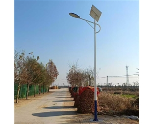 阿拉尔太阳能路灯